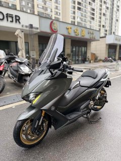Yamaha TMAX 560 cc - ფოტო 4