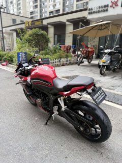 Honda CBR650R - ფოტო 7