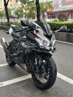Kawasaki ZX-4R 400 cc - фото 1