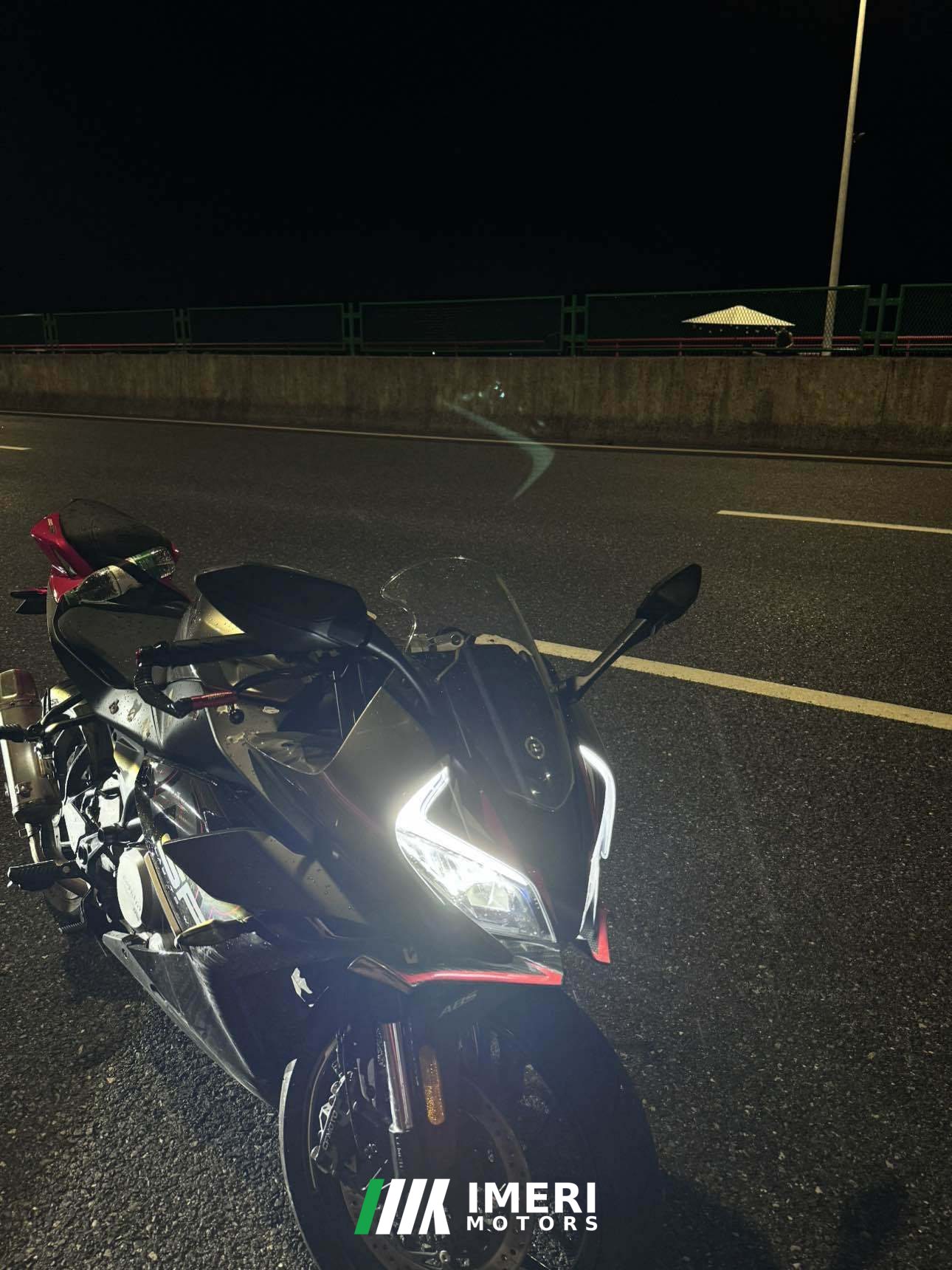 2023 CFMOTO 250SR