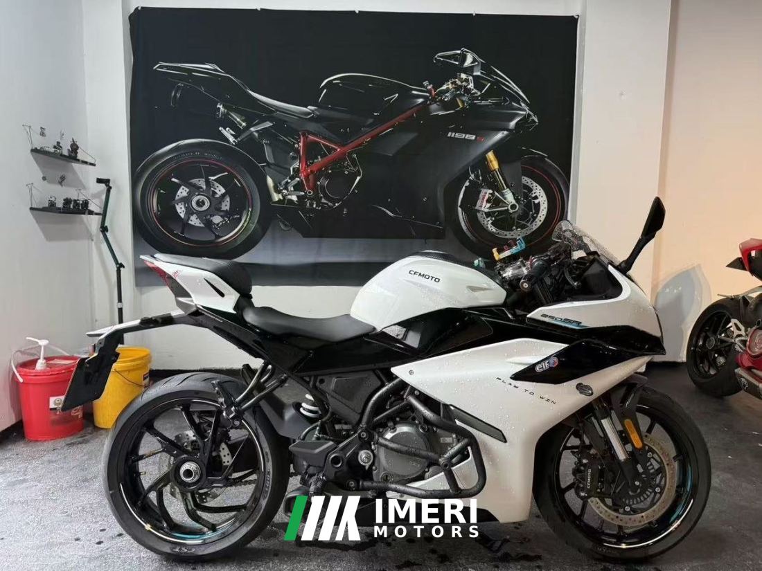 CFMOTO 250SR - motorcycle from China