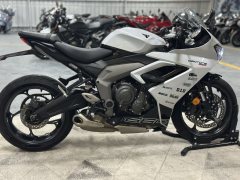Triumph Daytona 660 - ფოტო 4