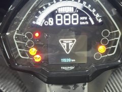 Triumph Daytona 660 - ფოტო 8