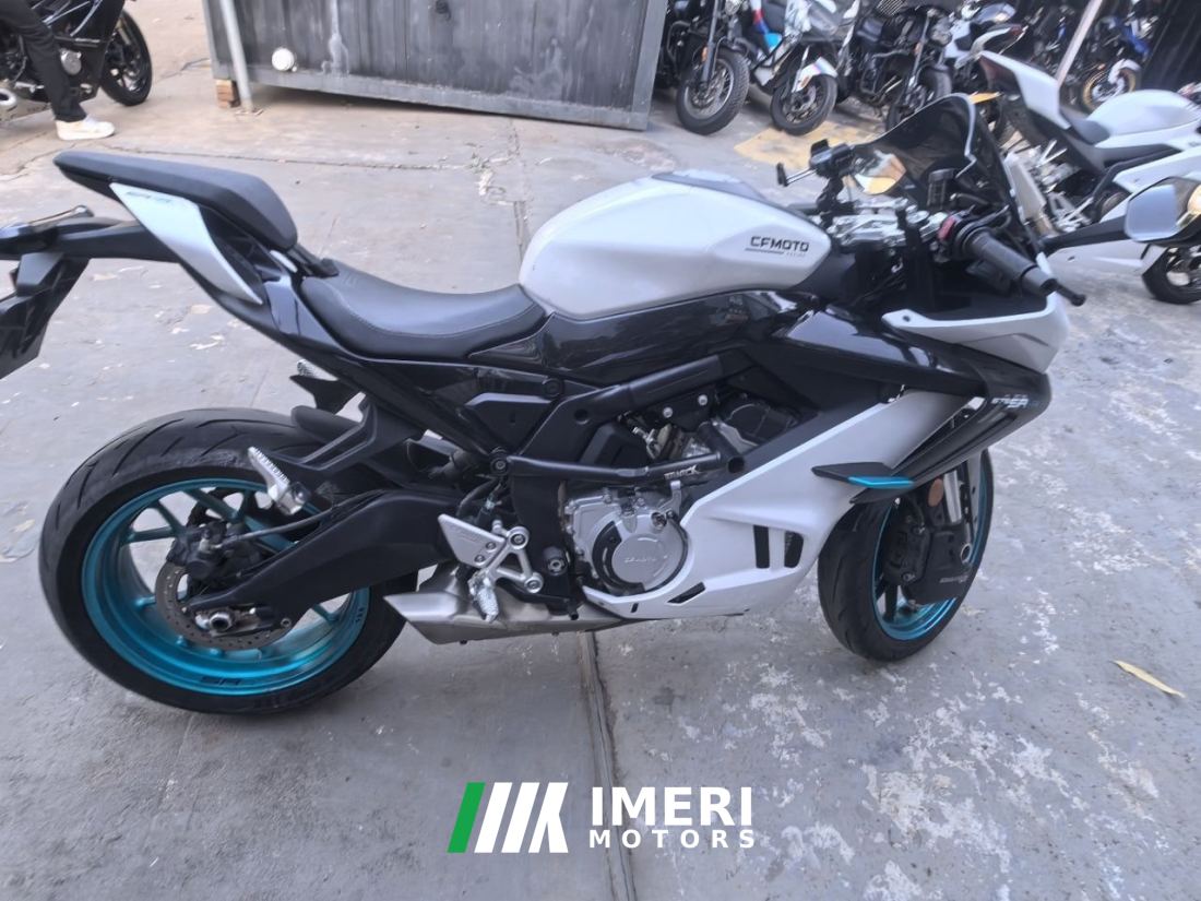 CFMOTO 675SR-R - motorcycle from China