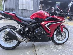 Honda CBR400R - photo 3