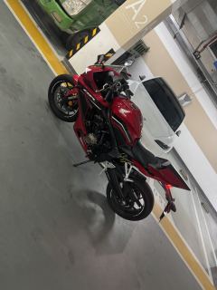 Honda CBR650R - photo 1