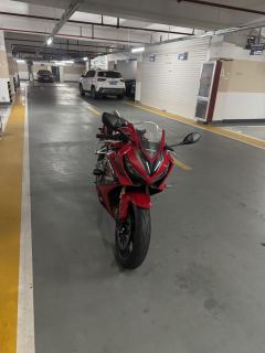 Honda CBR650R - photo 4