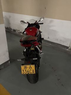 Honda CBR650R - photo 6