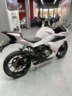 CFMOTO 250SR - photo 4