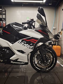 Kawasaki Ninja 400 - ფოტო 3