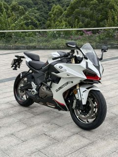 QJMOTOR Roewe i5 550 / Sai 550 *(Context-dependent, usually referring to the motorcycle "Sai 550" or Roewe car v - photo 1