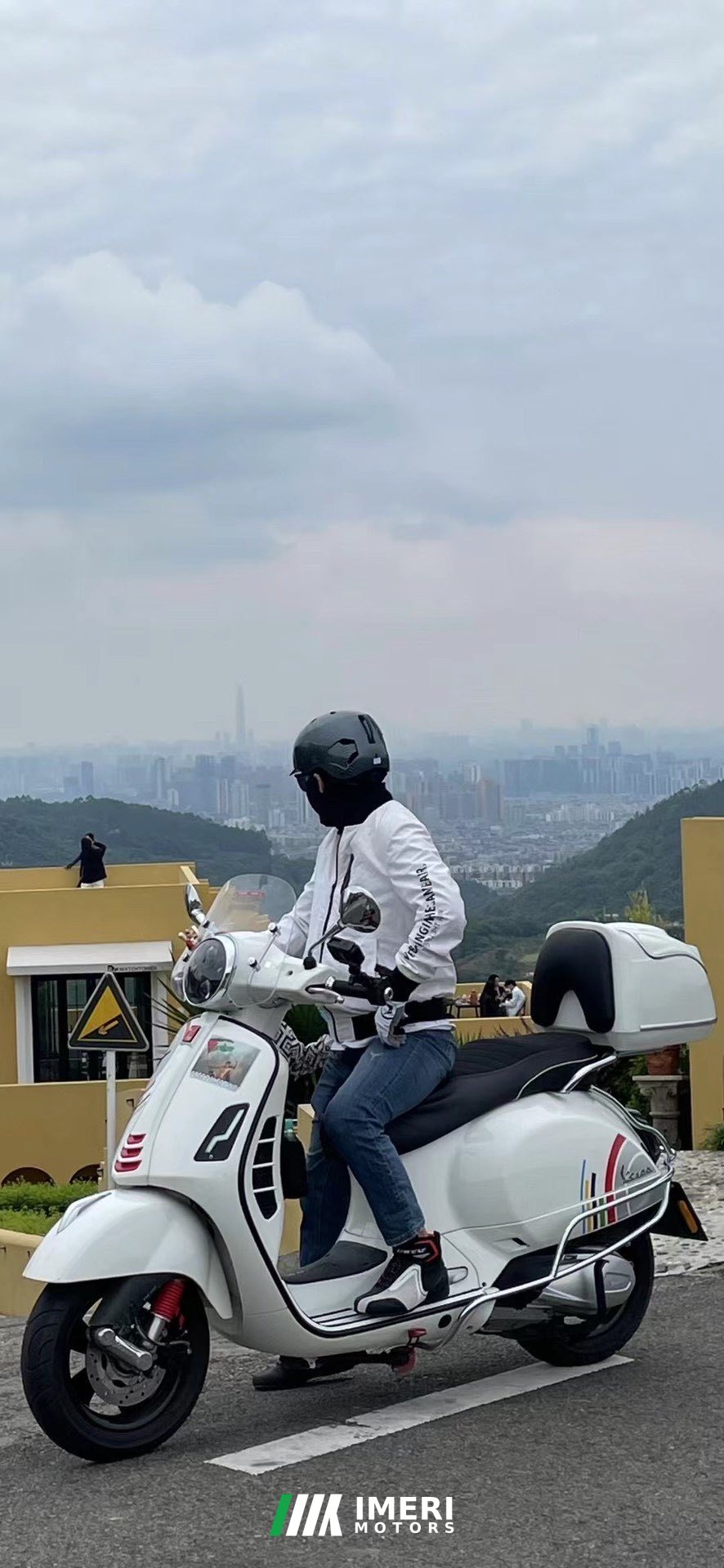 2022 VESPA GTS 300 cc