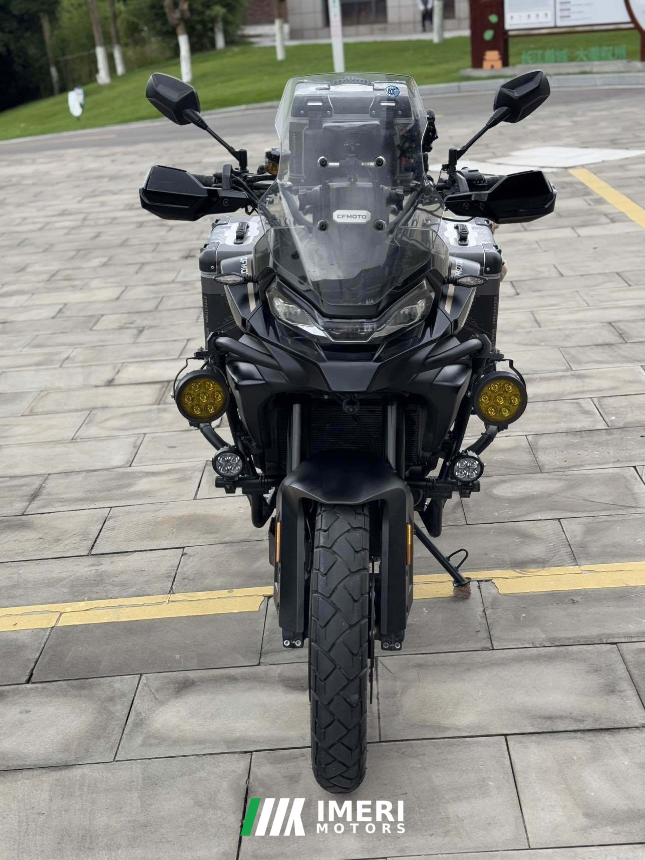 2025 CFMOTO 700MT