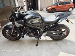 Honda CB650R - photo 2