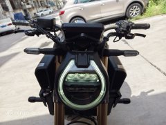 Honda CB650R - photo 4