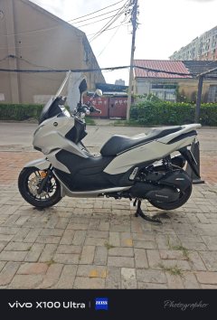 QJMOTOR Hong 250 - ფოტო 1