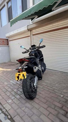 Honda X-ADV 750 - photo 1