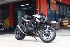 Kawasaki Z1000 - ფოტო 1
