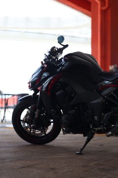 Kawasaki Z1000 - ფოტო 5