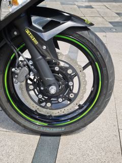 Kawasaki Ninja 400 - фото 9