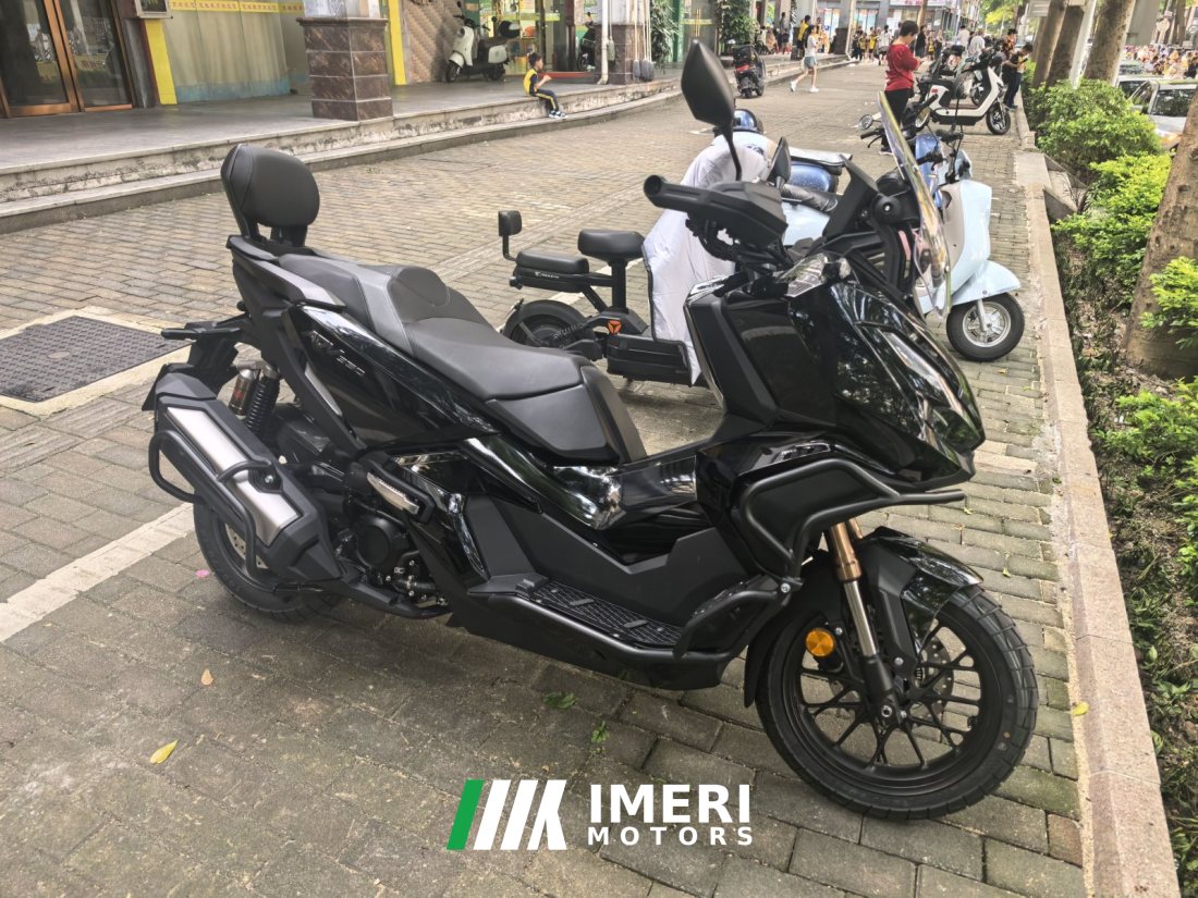 Honda ADV350 - мотоцикл из Китая
