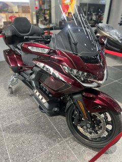 Honda Gold Wing GL1800 - ფოტო 2