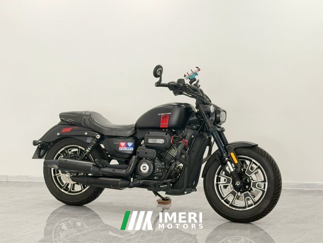 QJMOTOR Flash 250 - motorcycle from China