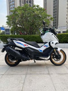 Voge SR450X 400 cc - ფოტო 4