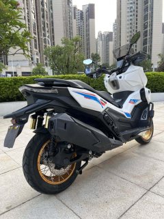 Voge SR450X 400 cc - ფოტო 7