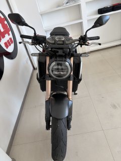 Honda CB650R - ფოტო 4