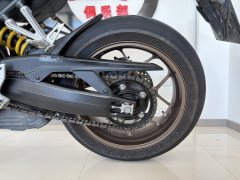Honda CB650R - ფოტო 8