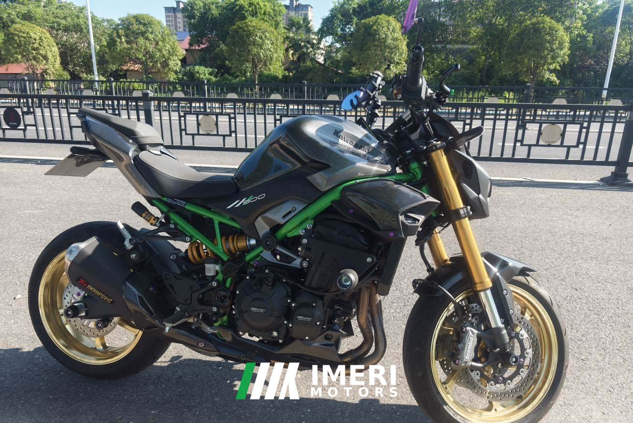 2025 Kawasaki Z900 950 cc