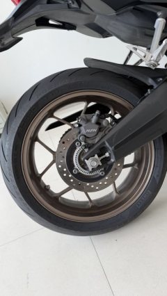 Honda CB650R - ფოტო 5
