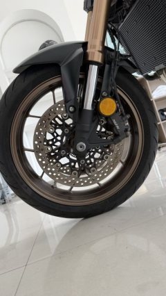 Honda CB650R - ფოტო 9