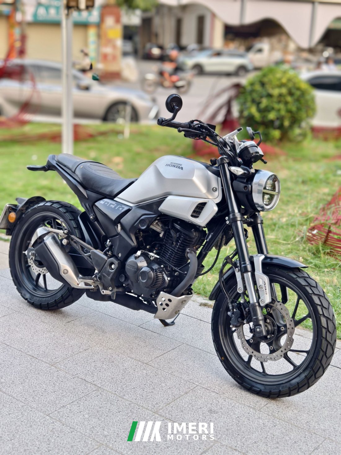 Sundiro Honda CBF190TR - мотоцикл из Китая