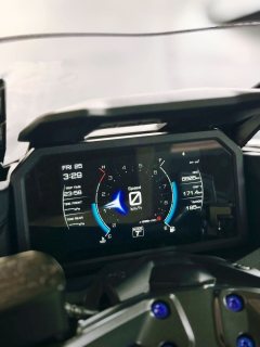 Yamaha TMAX 560 cc - photo 9