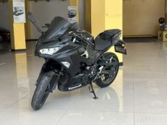 Kawasaki Ninja 400 - ფოტო 1