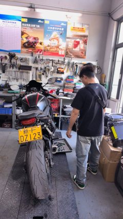 Honda CBR650R - ფოტო 4