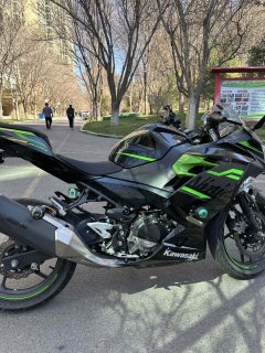 Kawasaki Ninja 400 - ფოტო 2