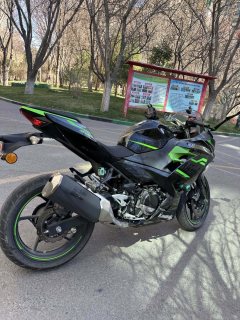 Kawasaki Ninja 400 - ფოტო 3