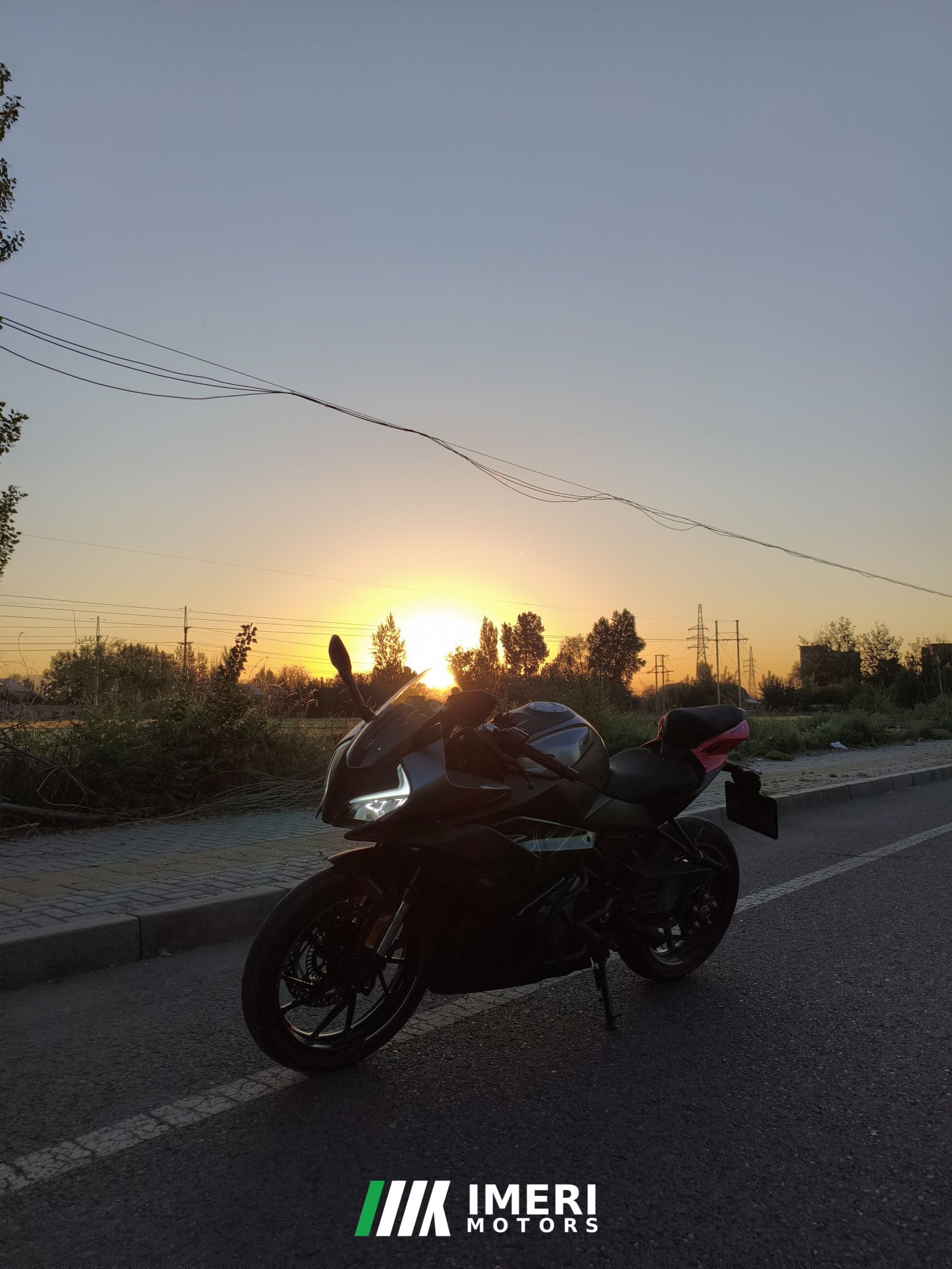 2025 CFMOTO 250SR