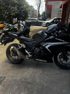 Honda CBR400R - photo 4
