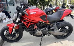 Ducati Monster 821 - ფოტო 1