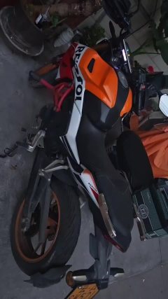 Wuyang Honda CB190R Blazing Eye - photo 1