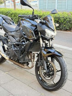 Kawasaki Z400 - photo 3