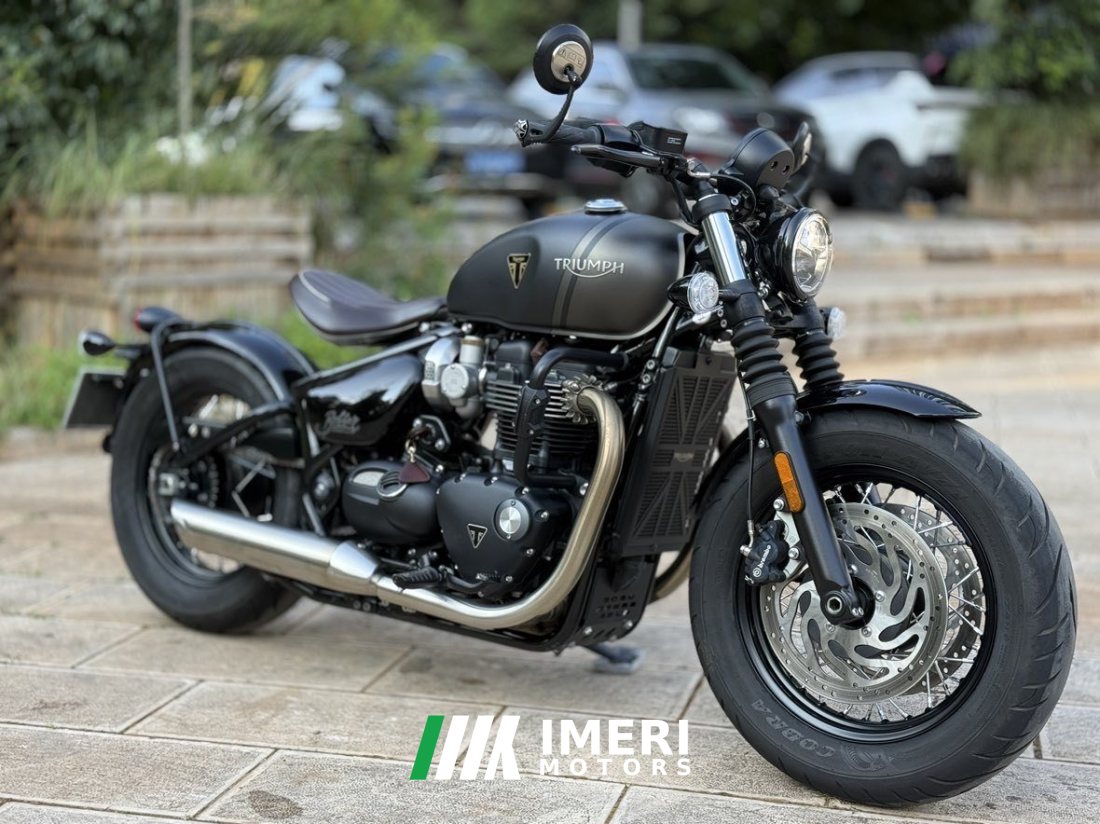 Triumph Bonneville Bobber 1200 cc - მოტოციკლი ჩინეთიდან
