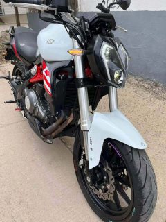 Benelli TNT 300 / BN 302S - photo 4