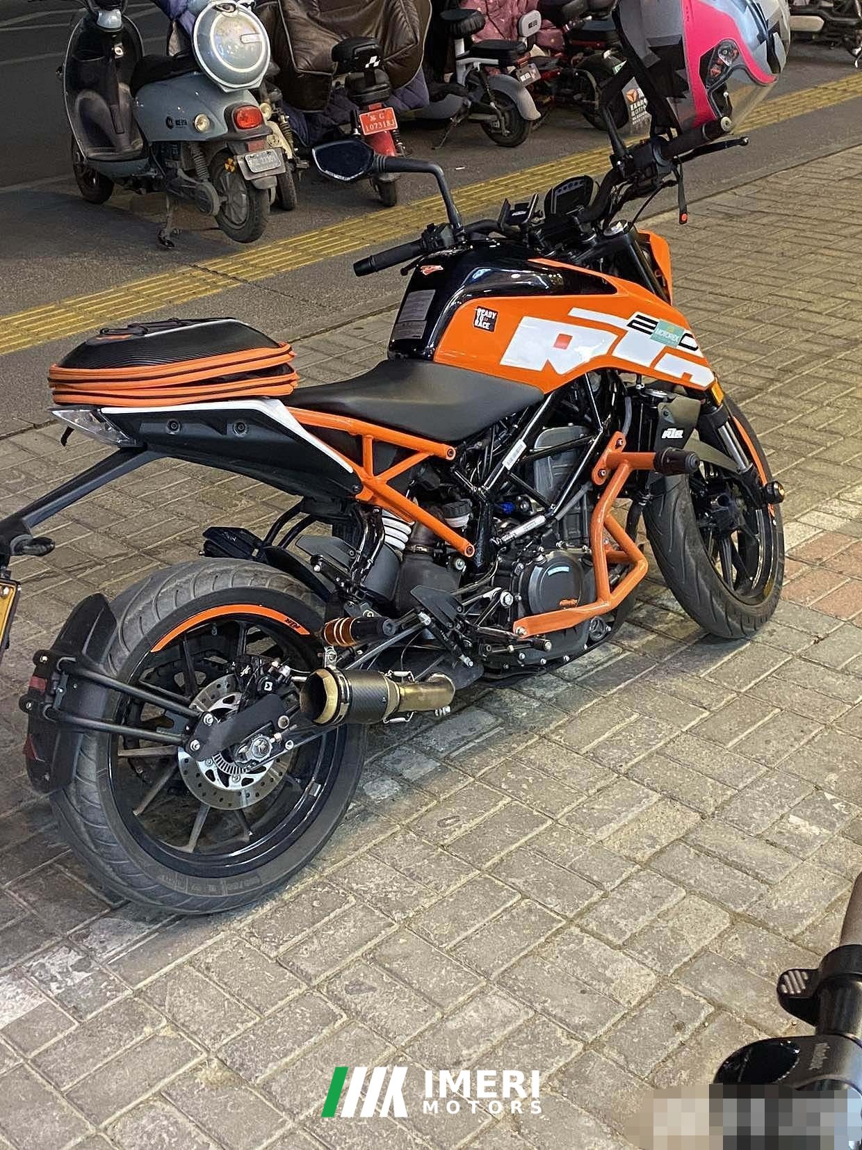 2021 KTMR2R 250 Duke