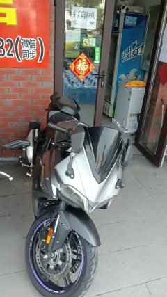 Voge 300RR - ფოტო 1