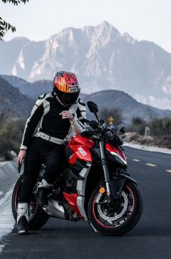Ducati Street Fighter V4 1103 cc - ფოტო 6